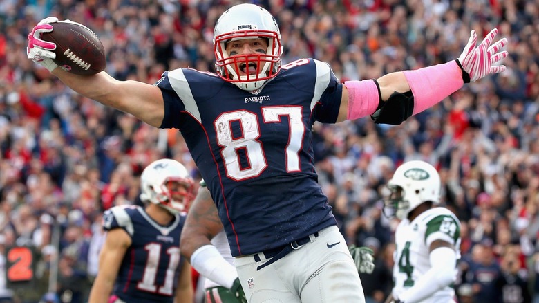 Rob Gronkowski celebrating touchdown