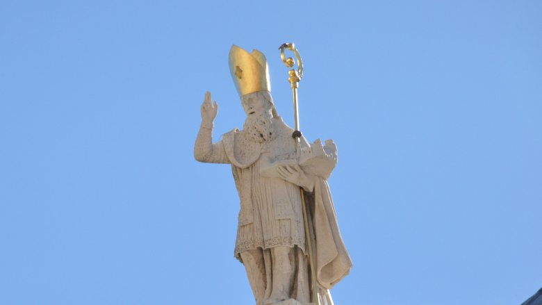 saint statue