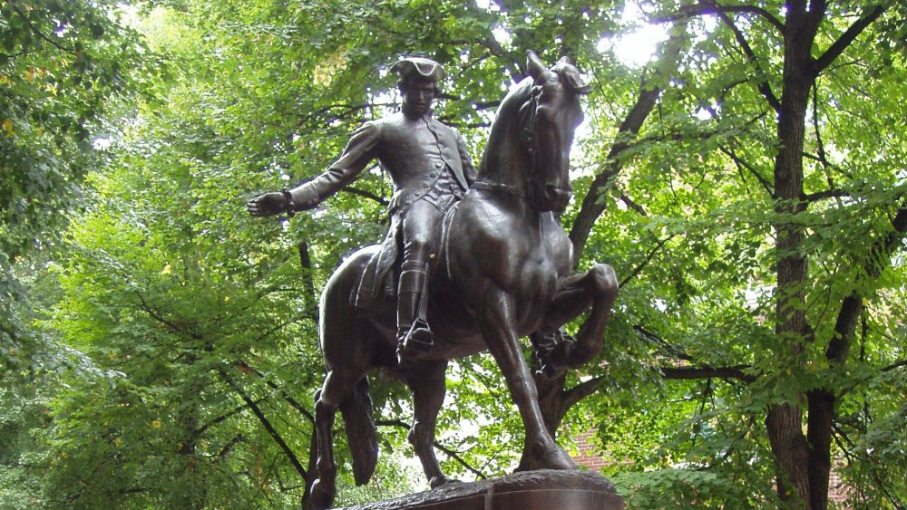 paul revere statue in boston