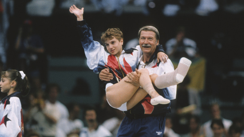 Kerri Strug, Bela Karolyi