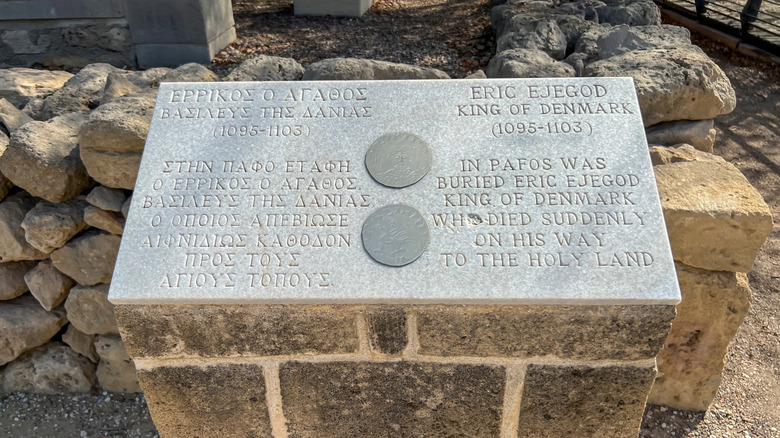 Memorial stone for Eric I of Denmark in English and Greek