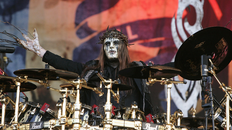 Slipknot drummer Joey Jordison performing