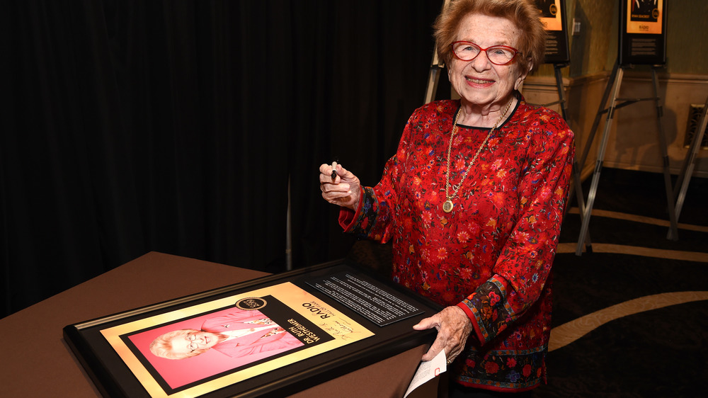 Dr. Ruth Westheimer signing autograph