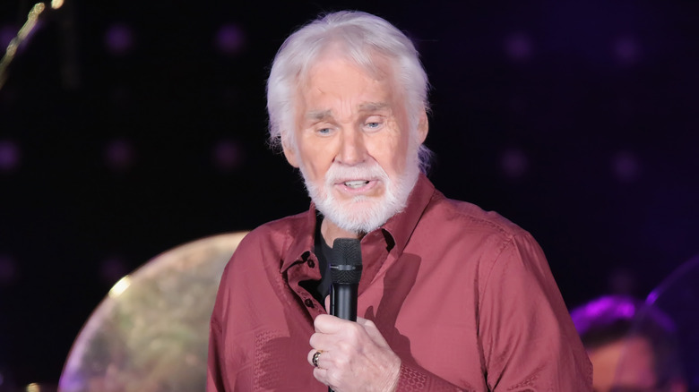 Kenny Rogers performing in 2017