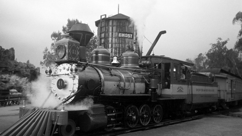 Old train in black and white