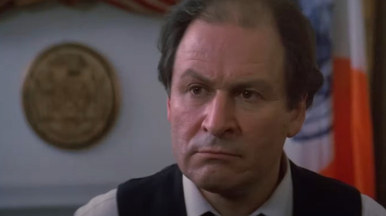 David Margulies frowning as the mayor in Ghostbusters