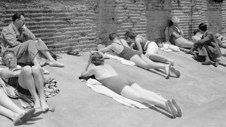 Dutch sunbathers 1934