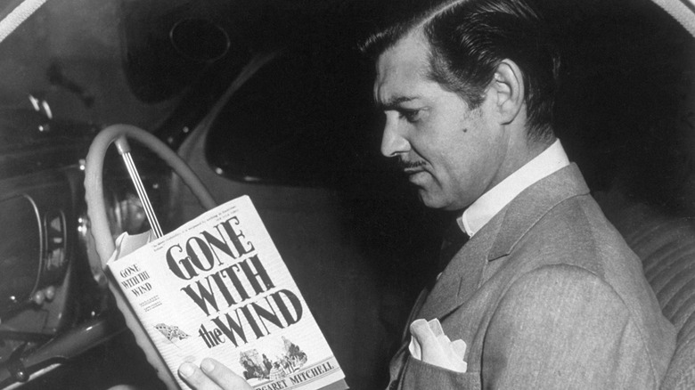 Clark Gable reads "GWTW"