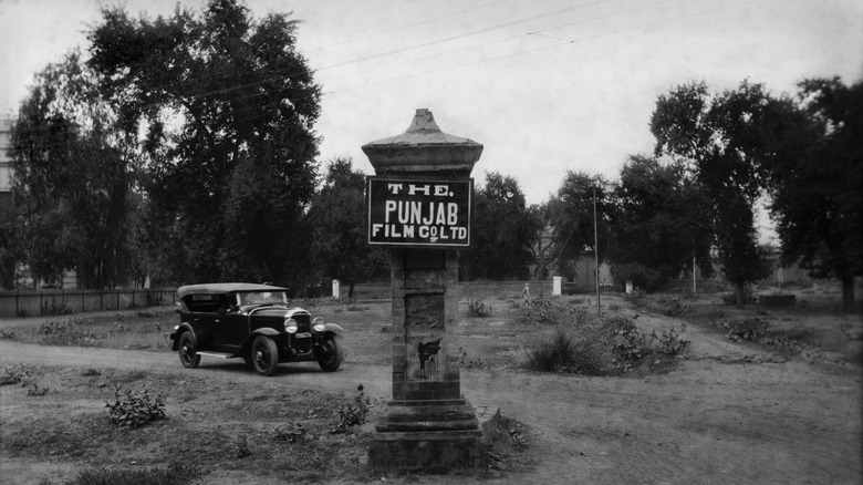 Sign for the Pubjab Film Co. Ltd.