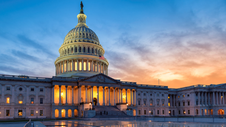 U.S. Capital Building in the evening