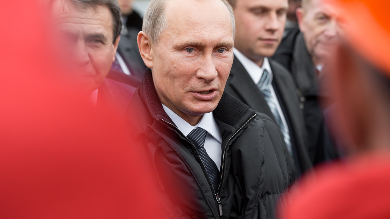 vladimir putin in a crowd