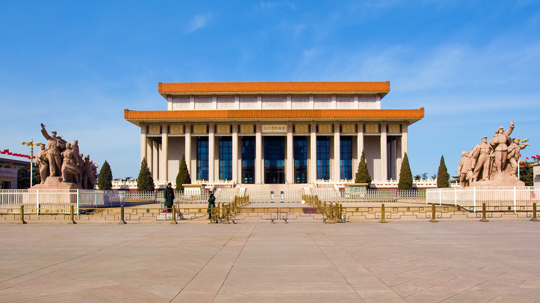 Mao Zedong mausoleum 