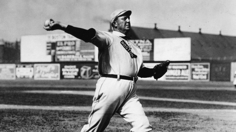Cy Young pitching