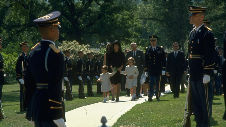 Jackie Kennedy family Arlington national cemetery