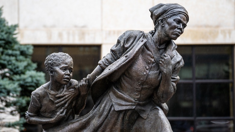 Harriet Tubman memorial statue