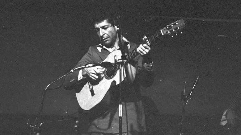 Leonard Cohen singing