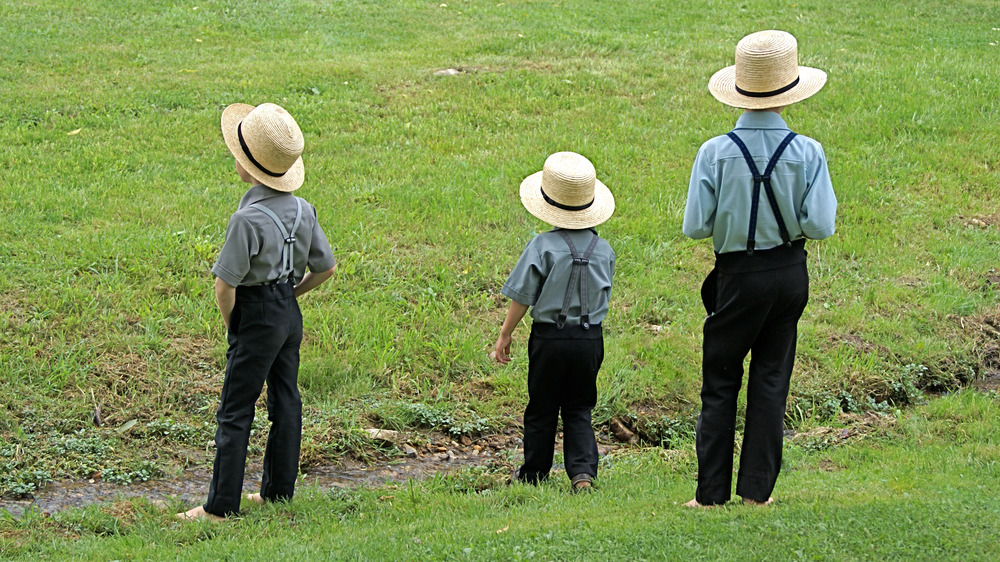 Here's Why Amish Dolls Have No Faces