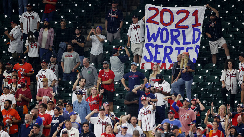 Fans celebrate the Atlanta Braves' victory