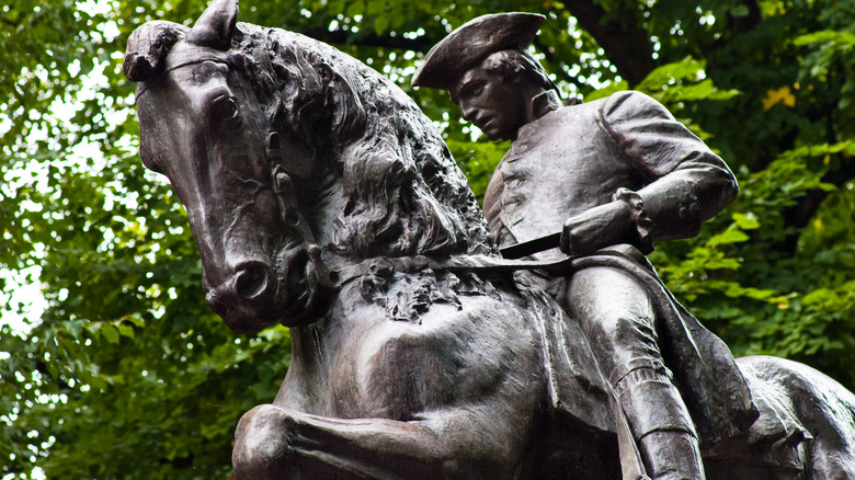 paul revere statue on horse