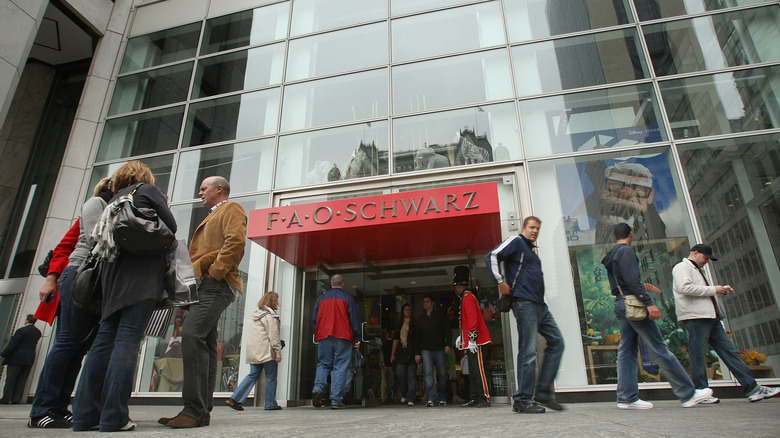 FAO Schwarz 5th Avenue