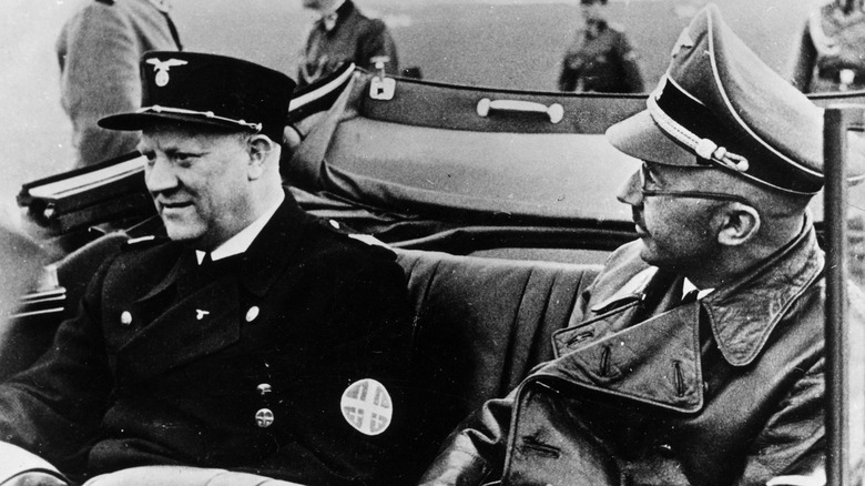 Vidkun quisling sitting with himmler in car