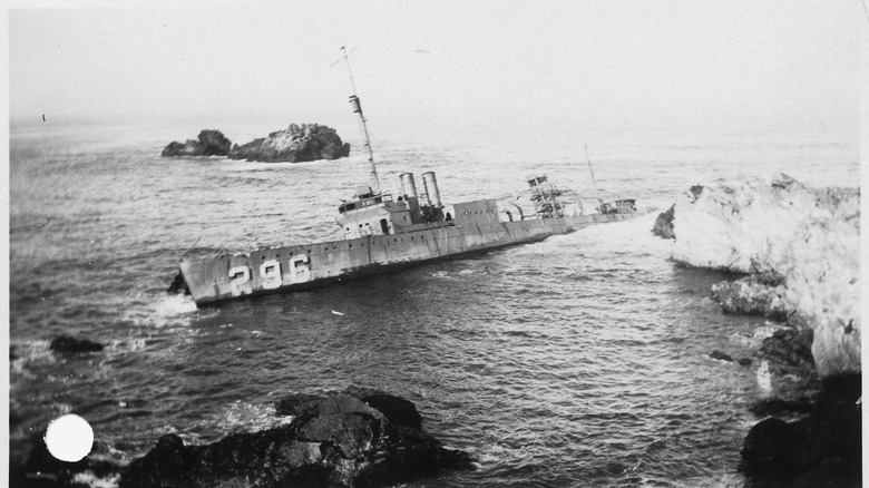 USS Chauncy tipping at sea