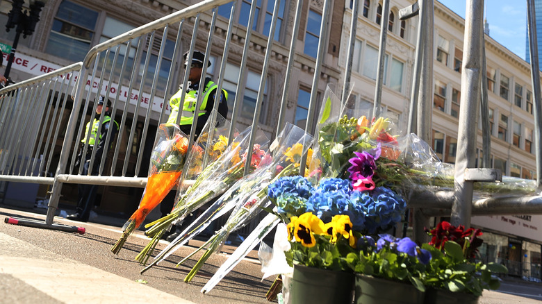 flowers memorial boston marathon bombing