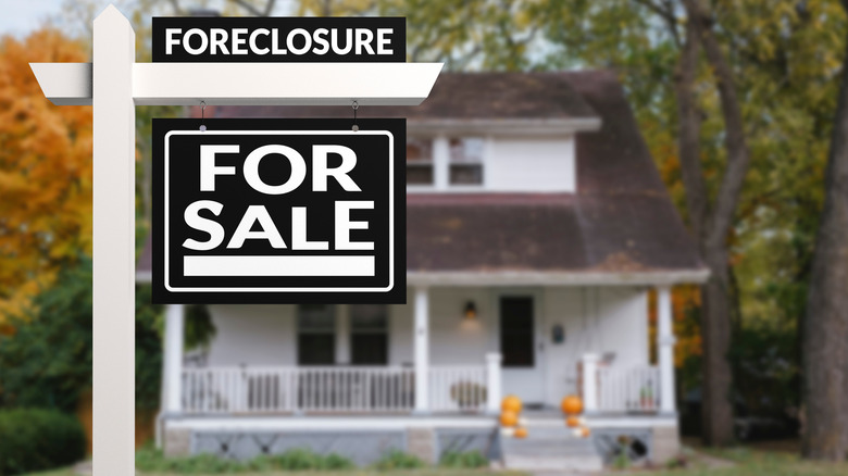 Bank foreclosure sign