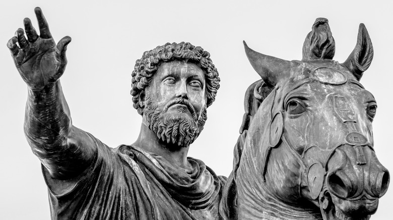 statue of marcus aurelius on horse