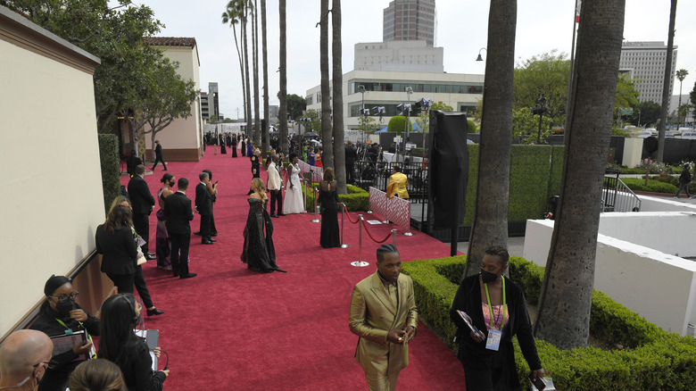 Oscars red carpet