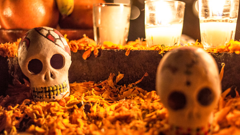 ofrenda cemetary skulls candles