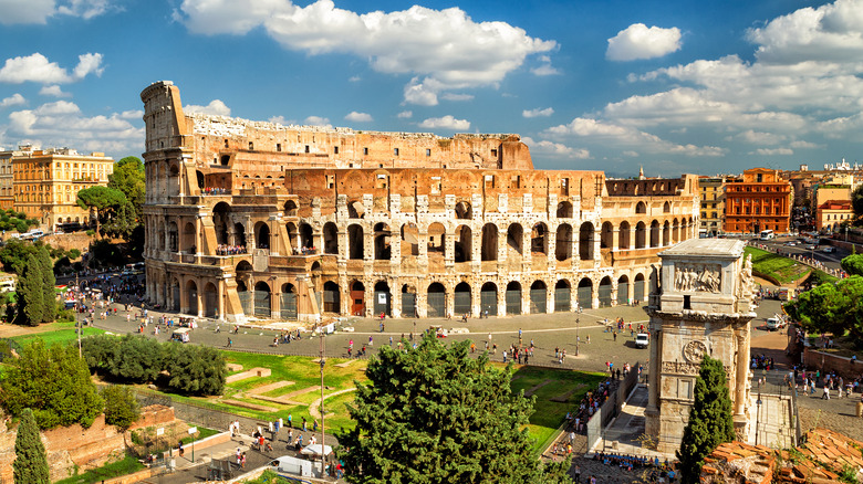 people around the Roman colosseum 