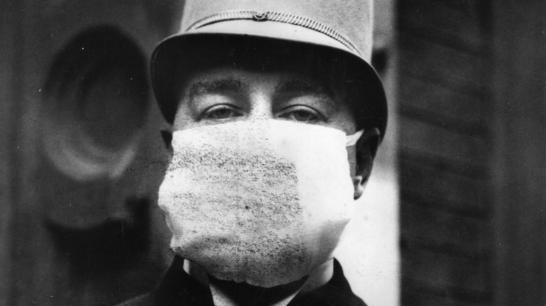 Spanish Flu mask