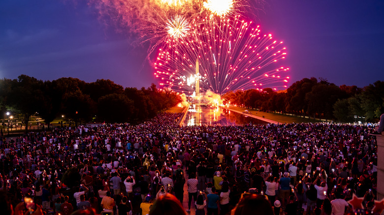 Fireworks over Washington Monument