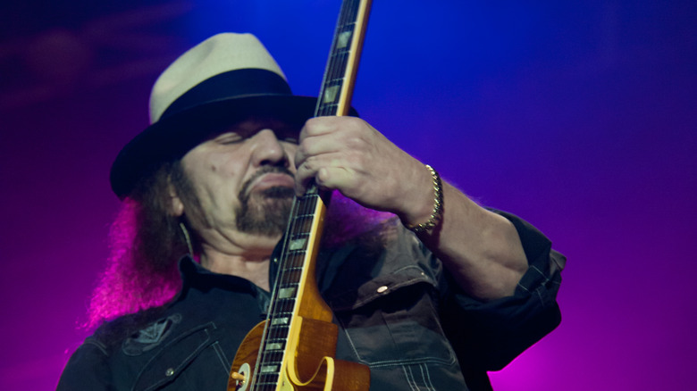 Gary Rossington playing guitar