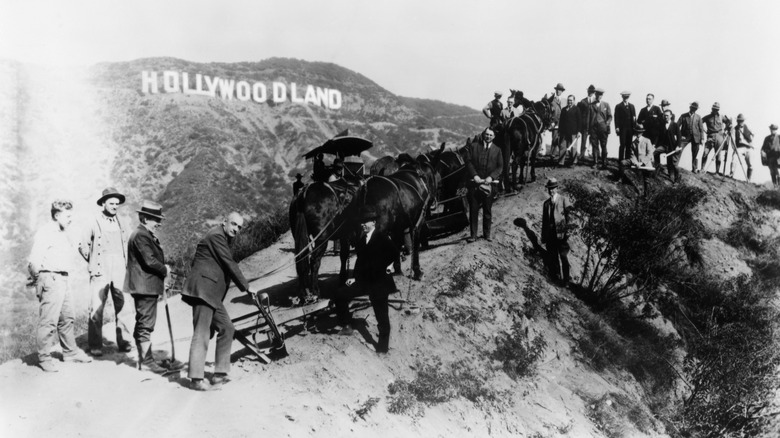 Hollywoodland sign