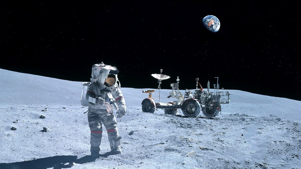 Astronaut on The Moon