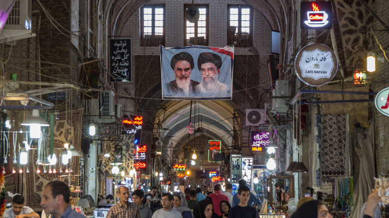 Ayatollah portraits overseeing Iranian market