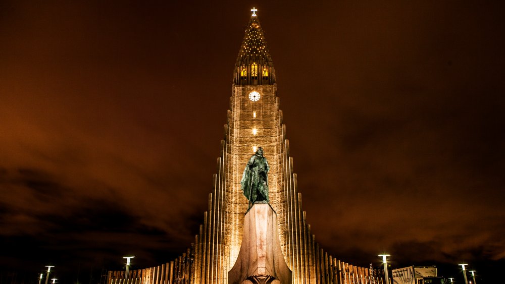 leif erikson iceland cathedral