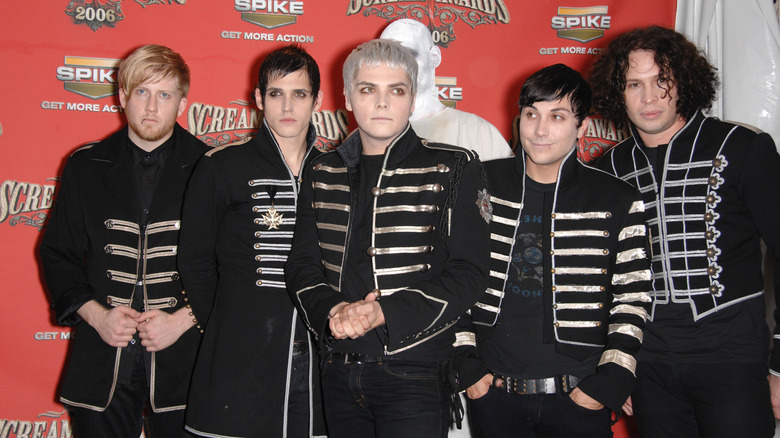 My Chemical Romance posing