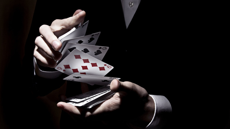 How Magicians Exploit Your Brain