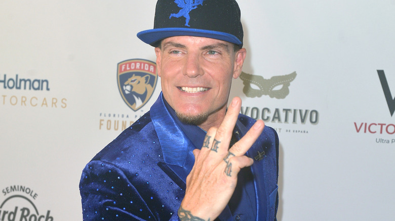 Vanilla Ice smiling