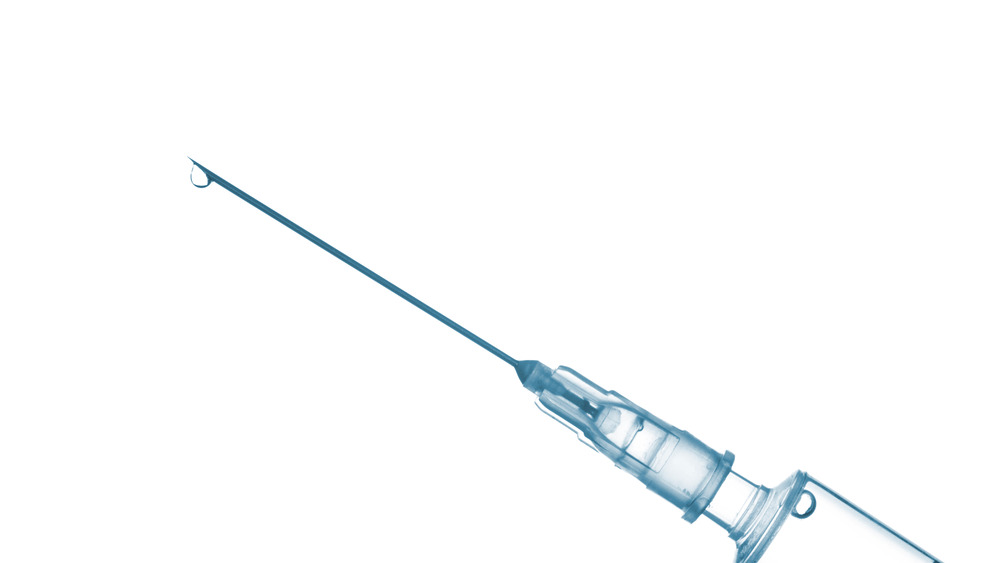 Drug syringe