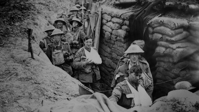 soldiers in WWI trench