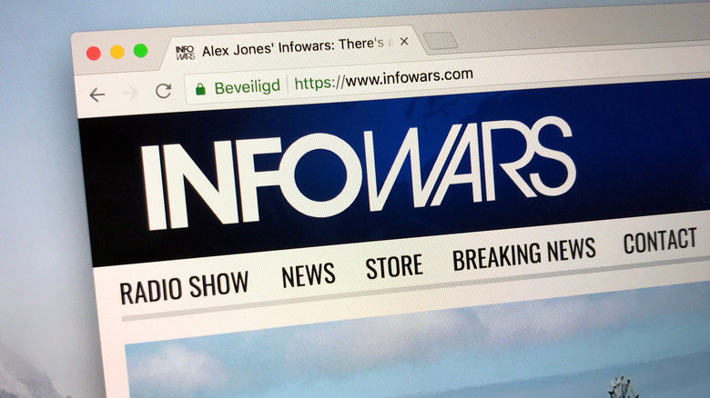 'Infowars' website