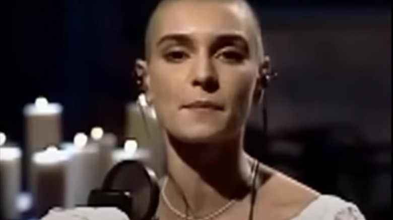 Sinead O'Connor microphone SNL performance