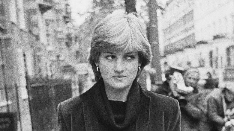 Princess Diana on the street