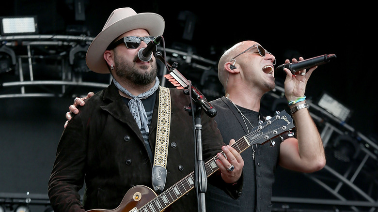 Chad Taylor and Ed Kowalczyk sunglasses performing