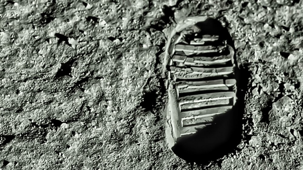 moon landing footprint