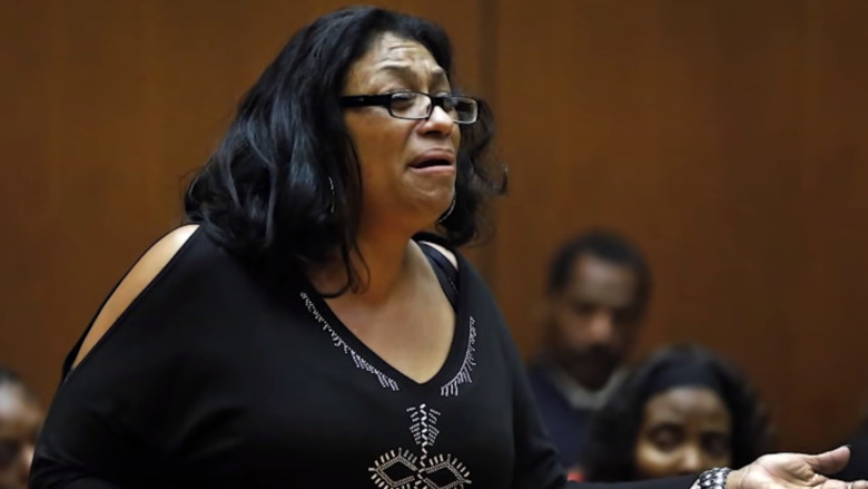 enietra washington crying at trial 